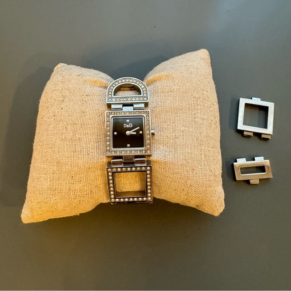 Dolce & Gabanna Silver Diamond Studded Watch - Picture 4 of 9